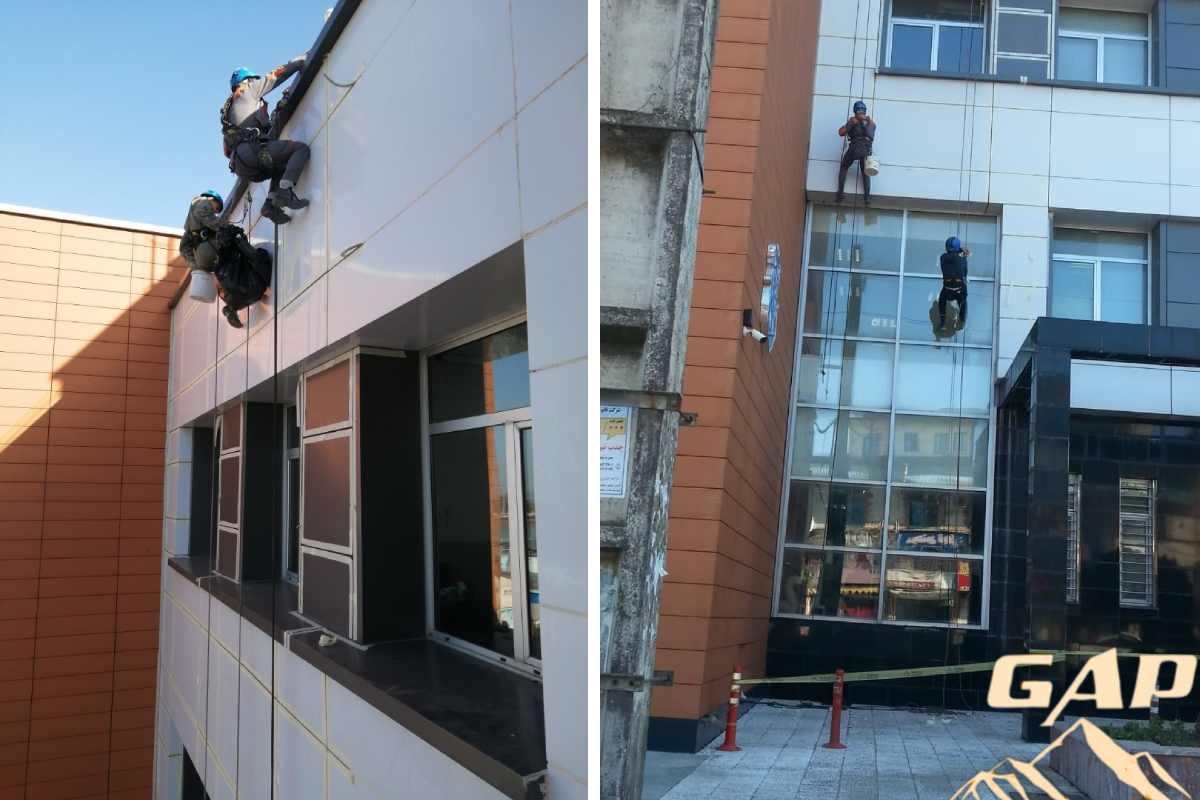 درزگیر پنجره آهنی قدیمی