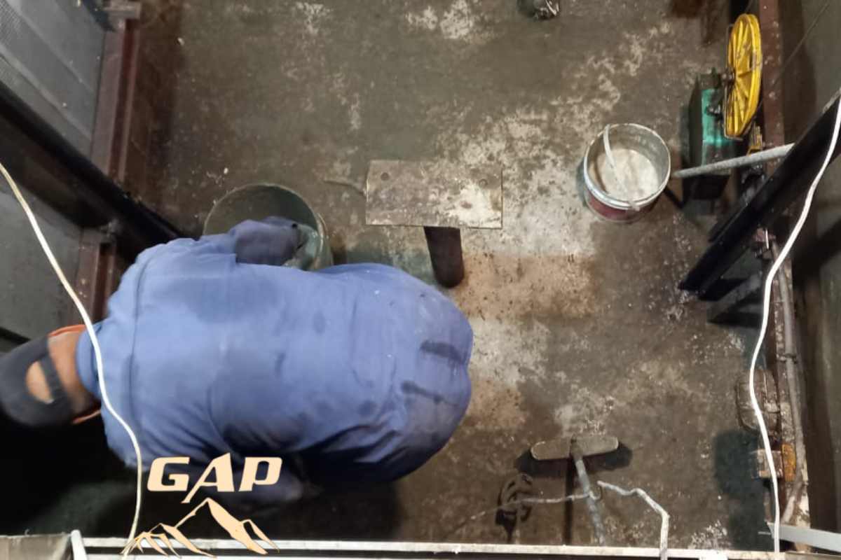عایق کاری چاله آسانسور